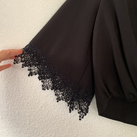 Crop top - Picture 2 of 2